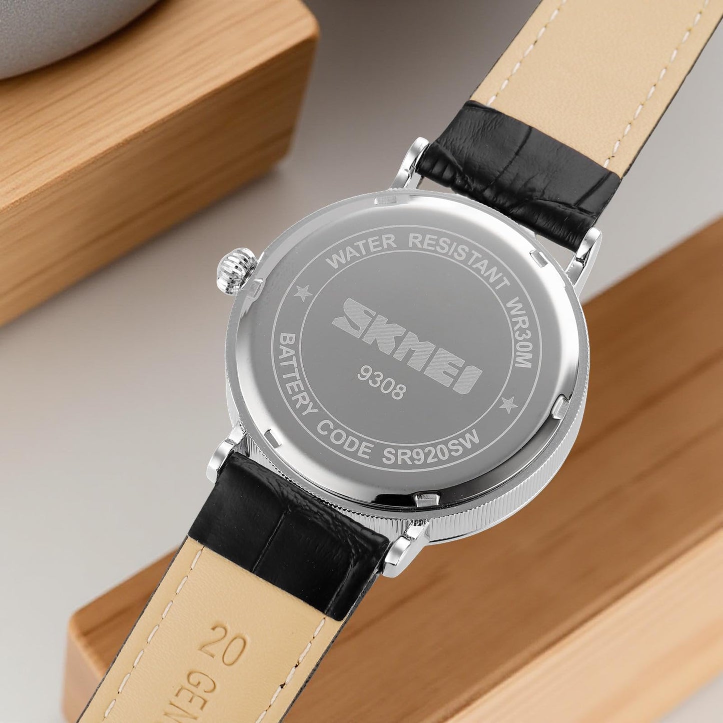 Classic Analog Wrist Watch for men