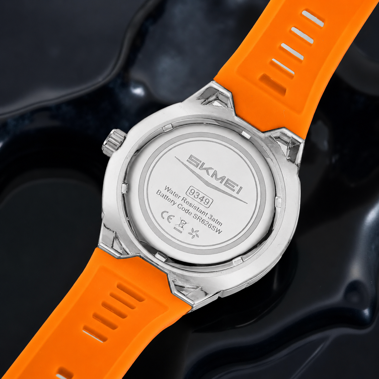 Stylish Analog Wrist Watch with Designer Dial for men